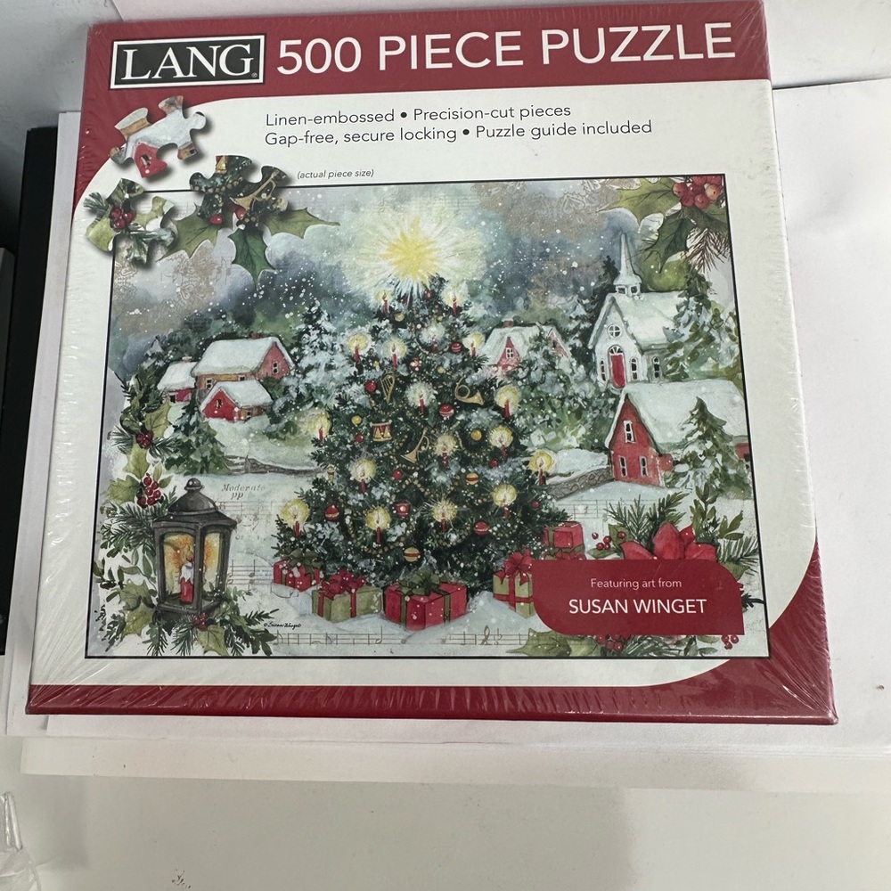 LANG Christmas Village 500 Piece Puzzle